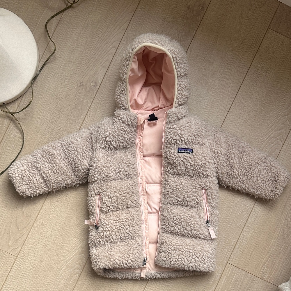 Patagonia Fleece Jacket with Pink Lining